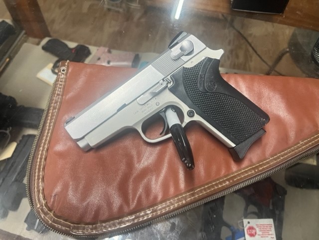 Smith & Wesson Model 908s