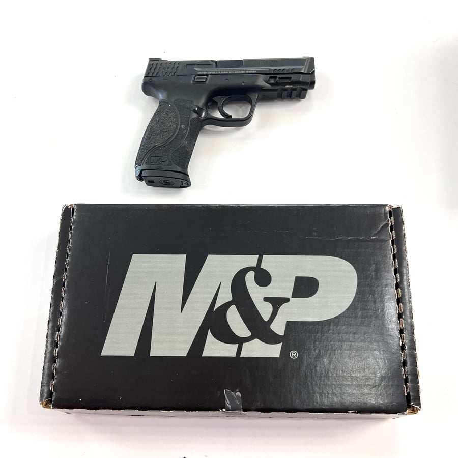 Smith & Wesson M&P 40 2.0