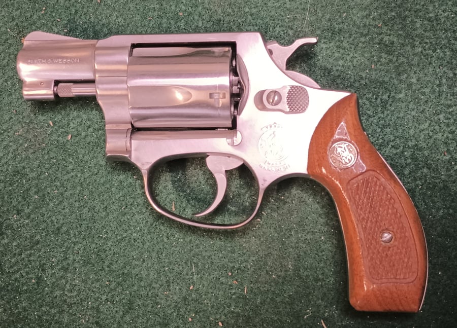Smith & Wesson 60