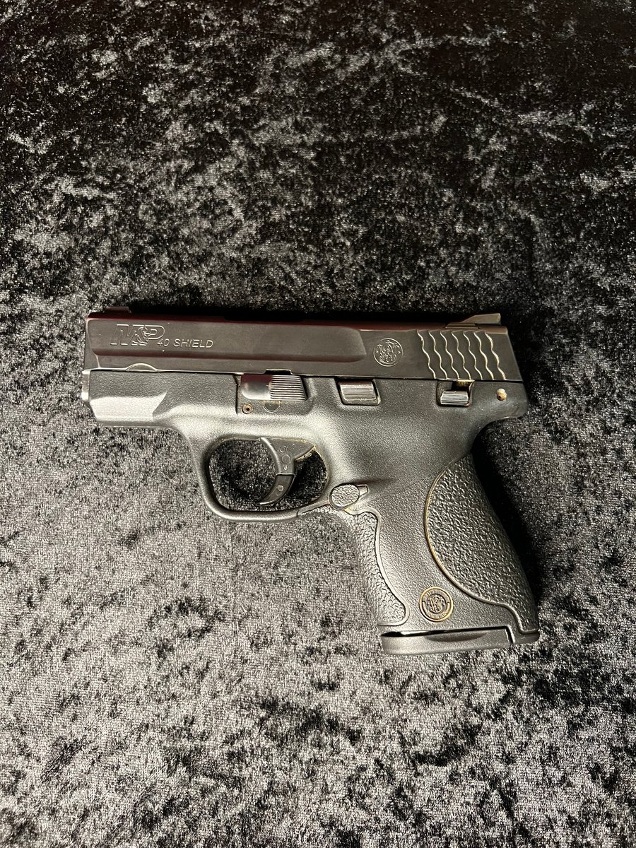 Smith & Wesson M&P 40 Shield