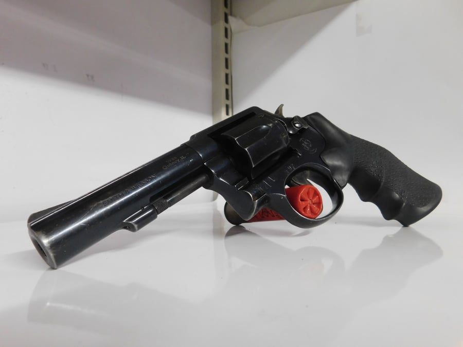 Smith & Wesson 10-8