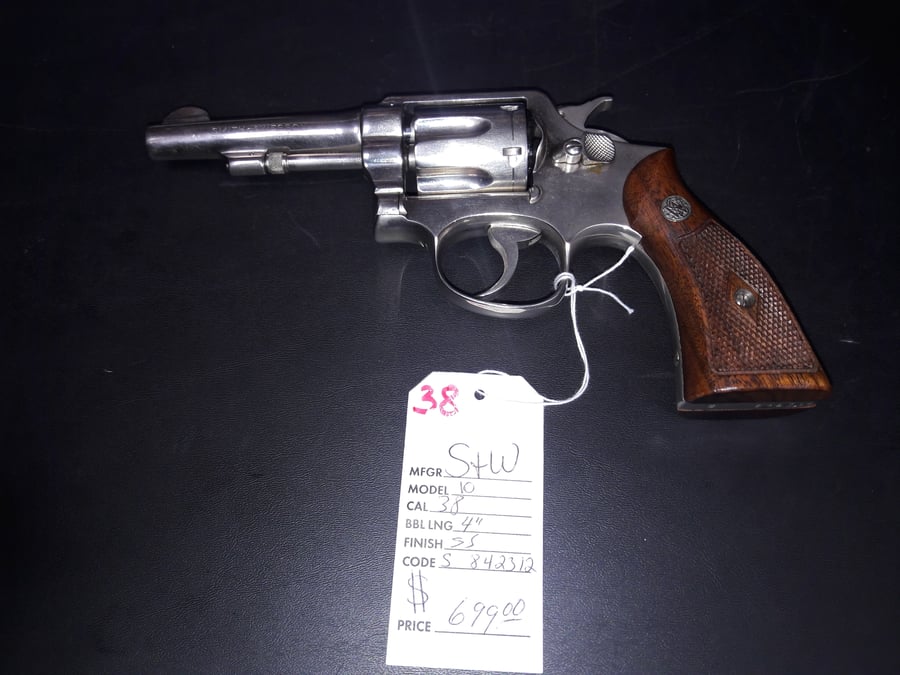 Smith & Wesson 10