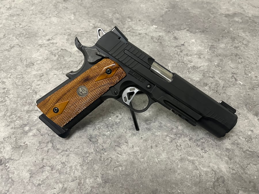 SIG Sauer 1911 Select