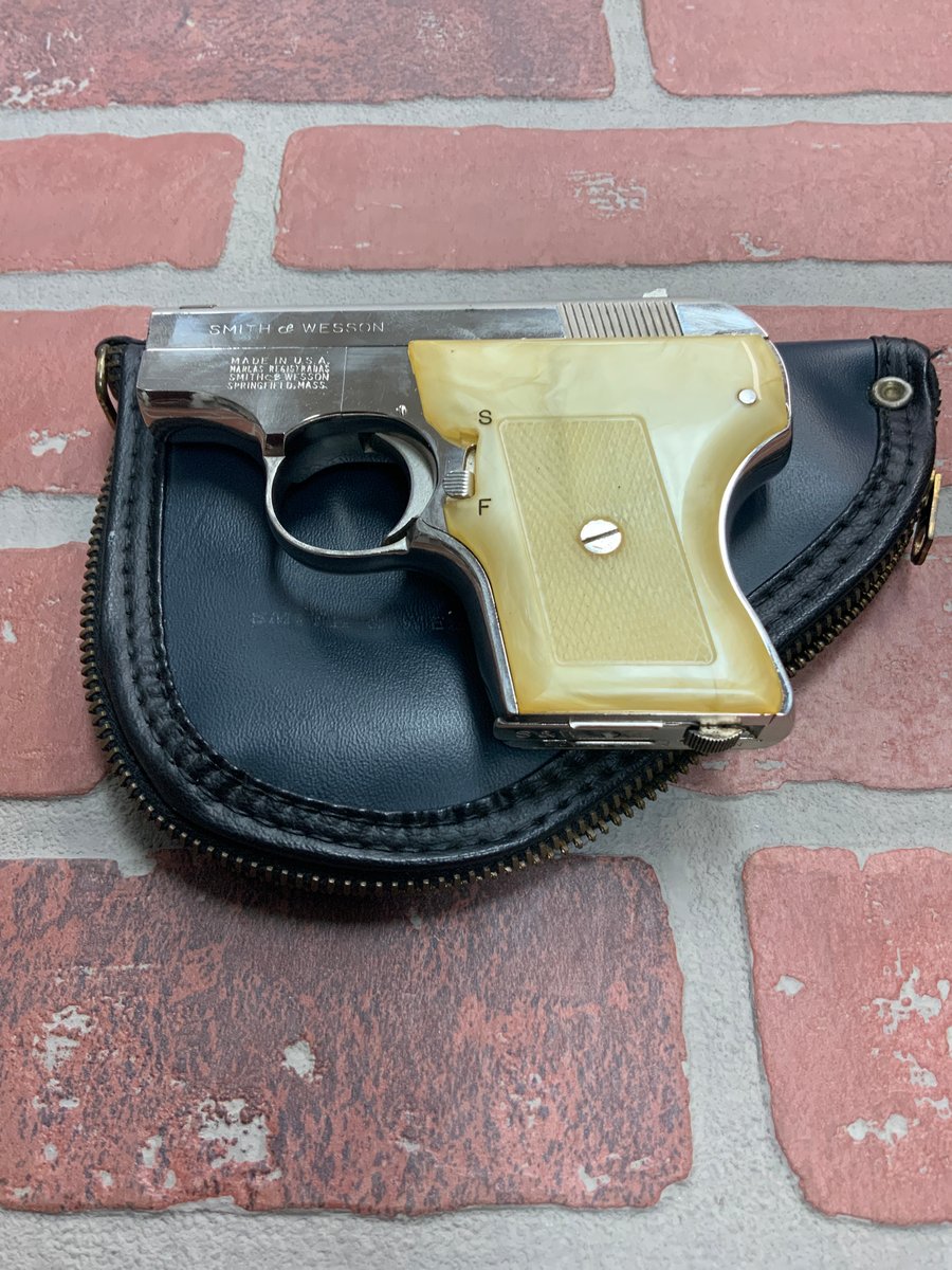 Smith & Wesson Model 61-2