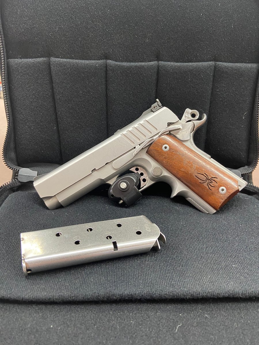 Safari Arms Black Widow
