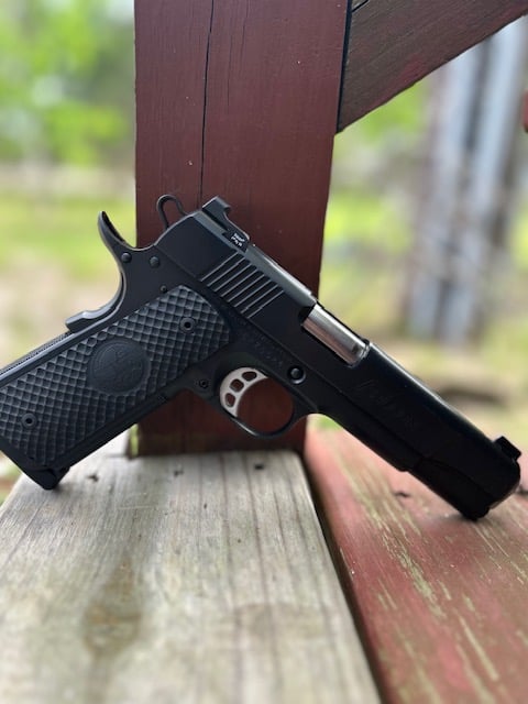Nighthawk Custom Falcon