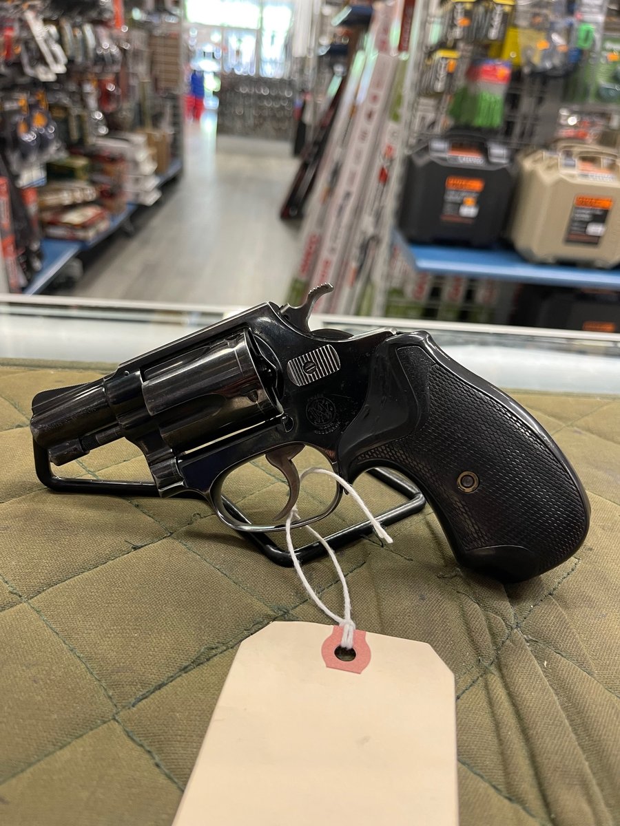 Smith & Wesson 36