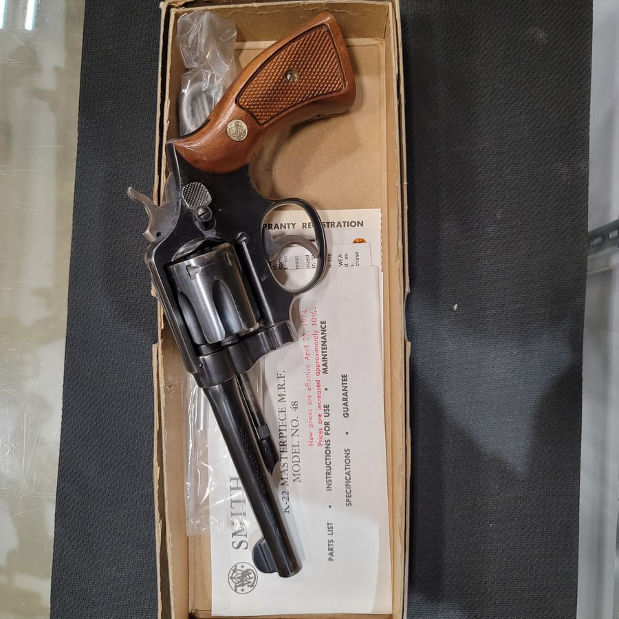 Smith & Wesson Model 48