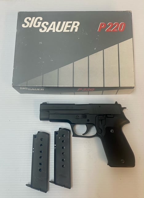 SIG Sauer P220