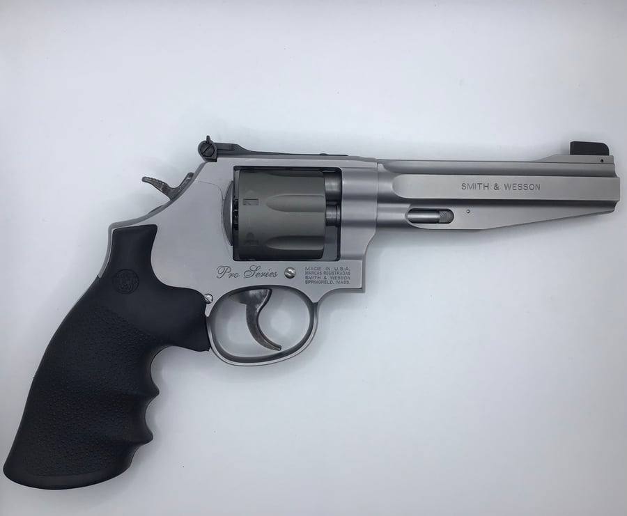 Smith & Wesson 986 Pro Series