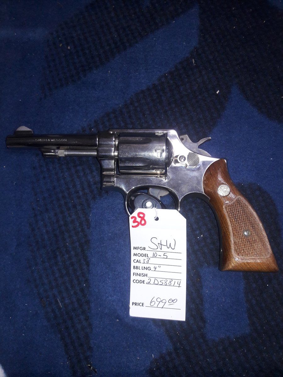 Smith & Wesson 10-5