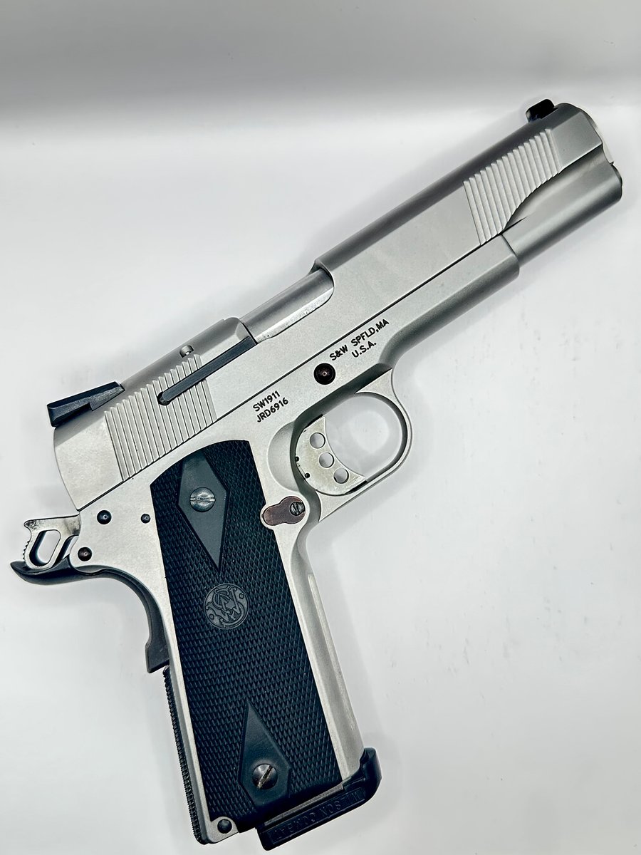 Smith & Wesson Sw1911 'billboard'