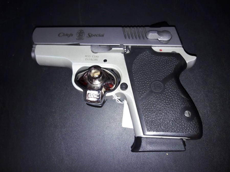 Smith & Wesson Cs40