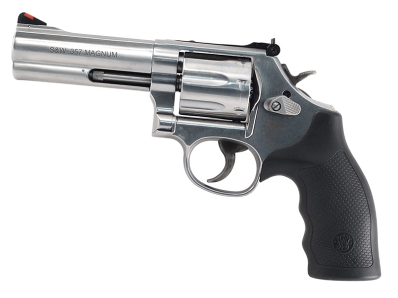 S&W 686 Plus Distinguished Combat Magnum .357Mag 4' 6rd Revolver