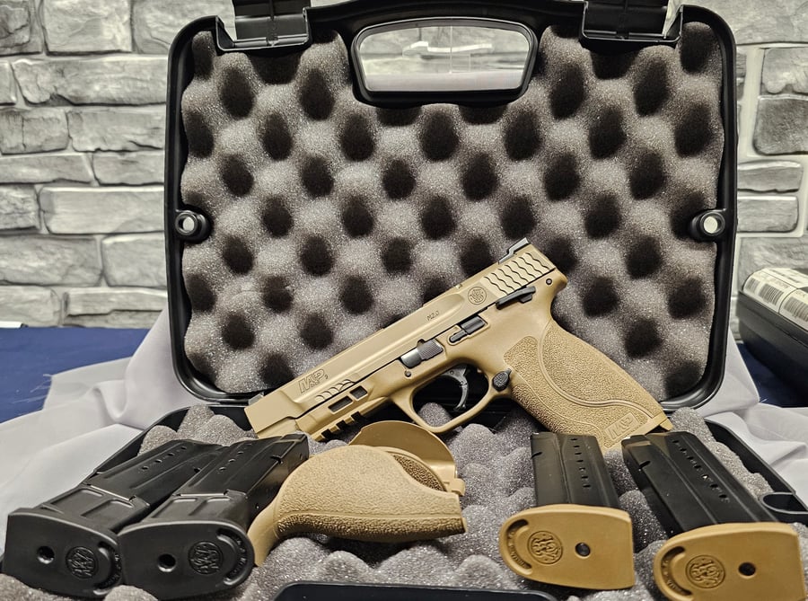 Smith & Wesson M&p9 M2.0 FDE