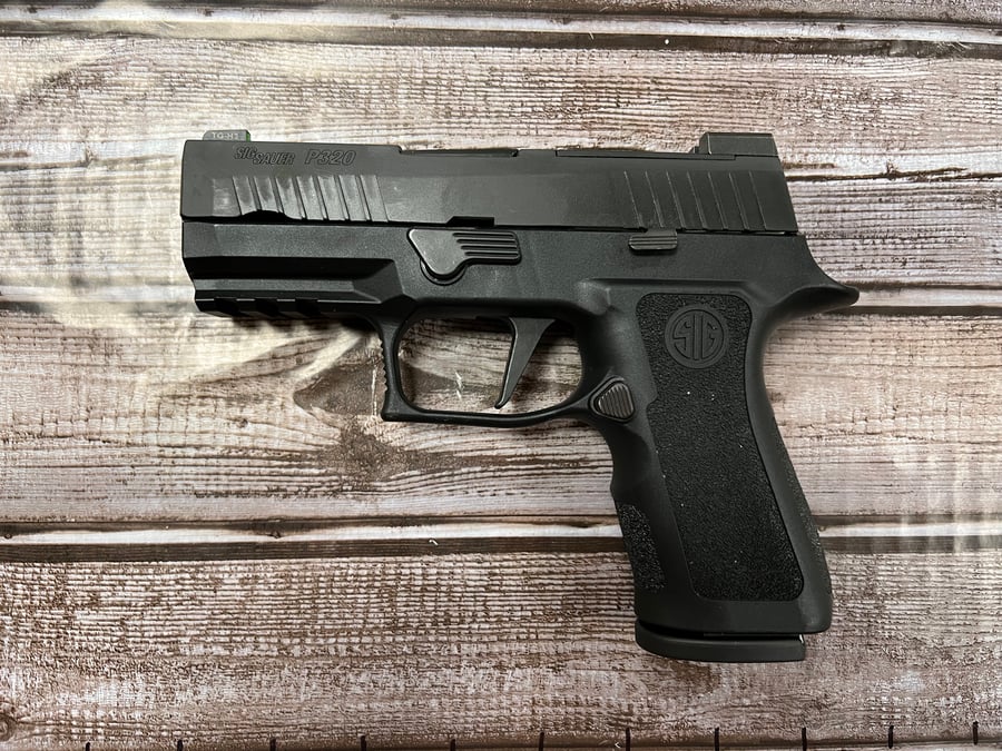 SIG Sauer P320 Carry