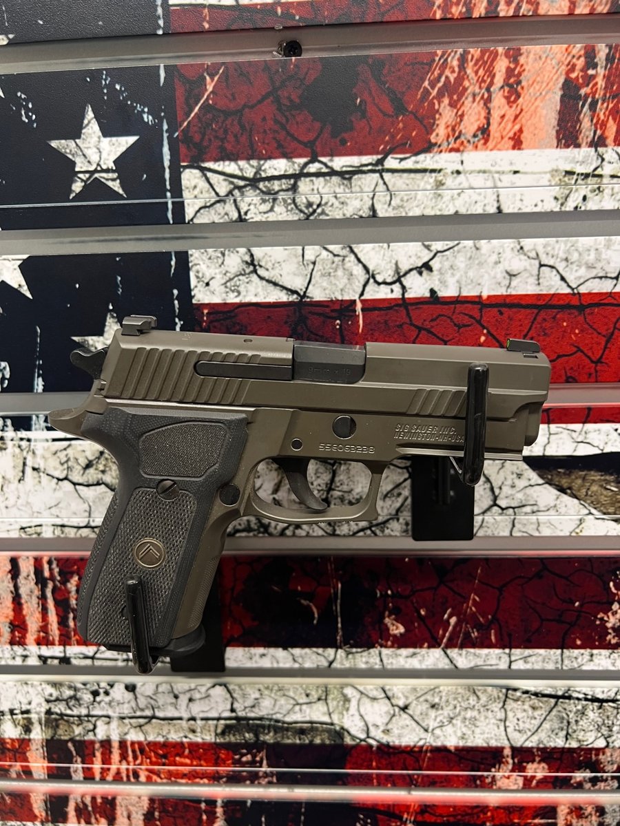 SIG Sauer P229 Legion