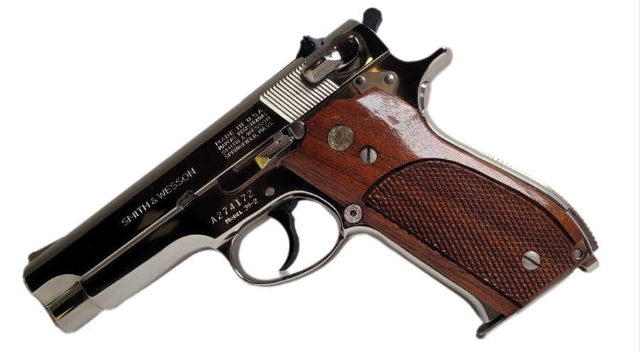 Smith & Wesson Model 39-2 Nickel
