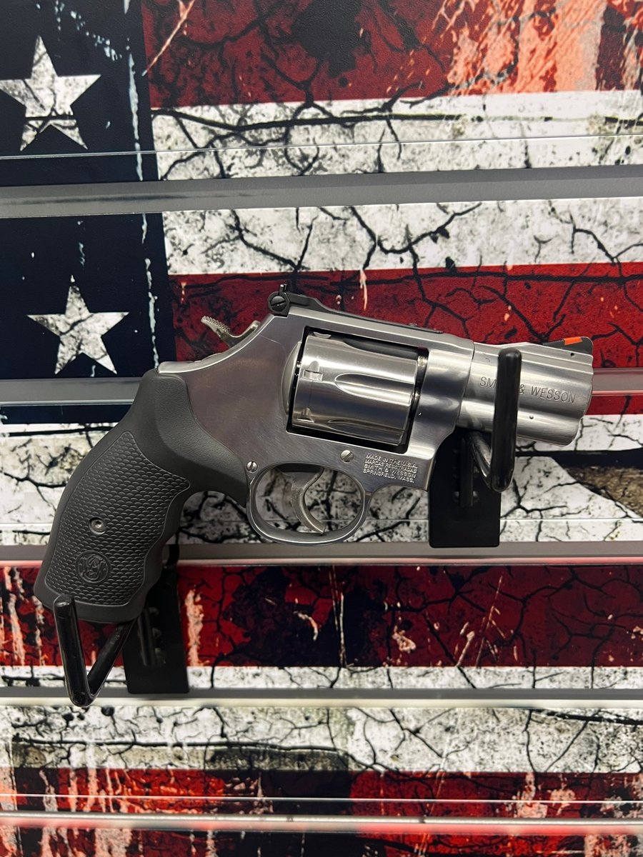 Smith & Wesson 686 Plus