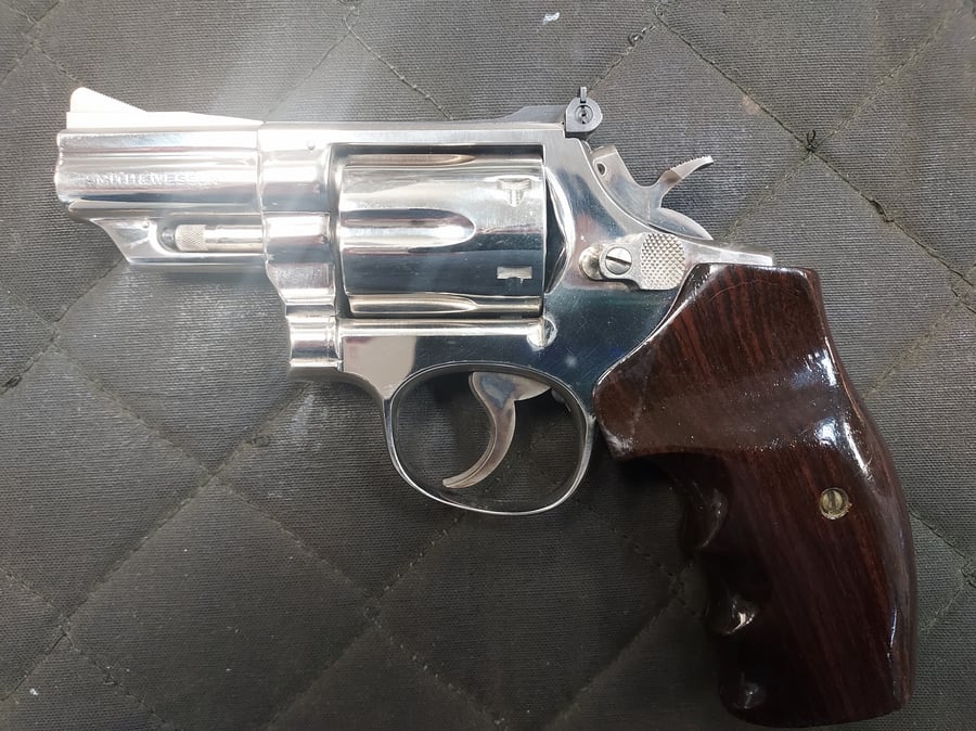 Smith & Wesson 19-3 Combat Magnum Nickel .357