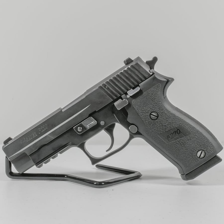 SIG Sauer P220