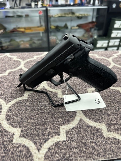 SIG Arms Ag P229
