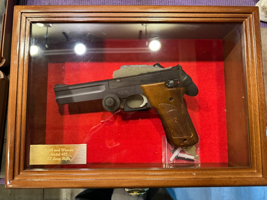Smith & Wesson Model 422